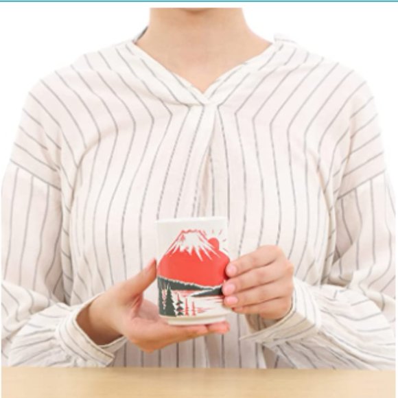 Japanese Teacups - Sushi-Yunomi w/ Bamboo Coasters (Set of 2 - Mt. Fuji) - Picture 4 of 6